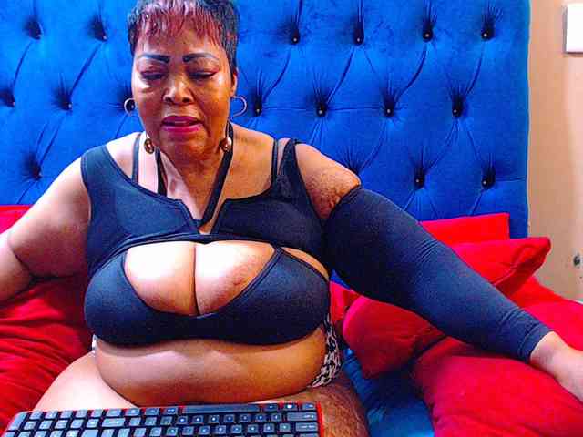 Ebonycandy10 webcam