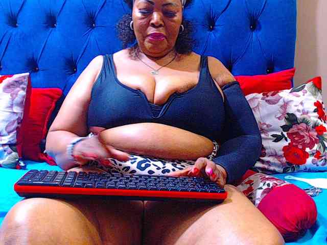 Ebonycandy10 webcam