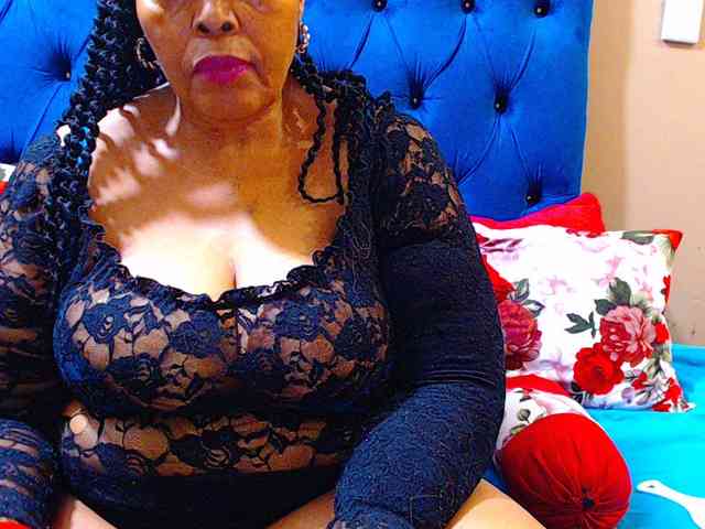 Ebonycandy10 webcam