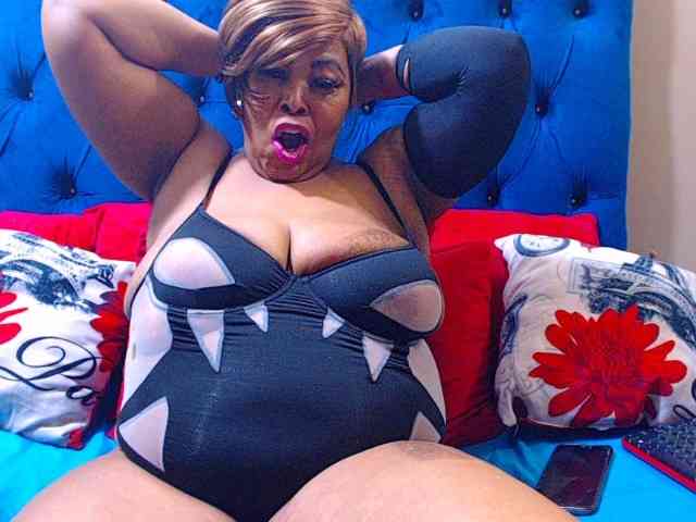 Ebonycandy10 webcam