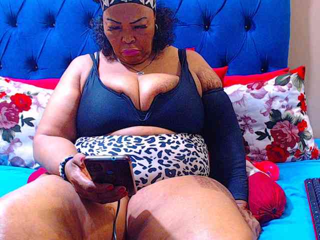 Ebonycandy10 webcam