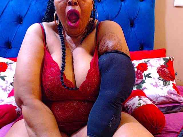 Ebonycandy10 webcam