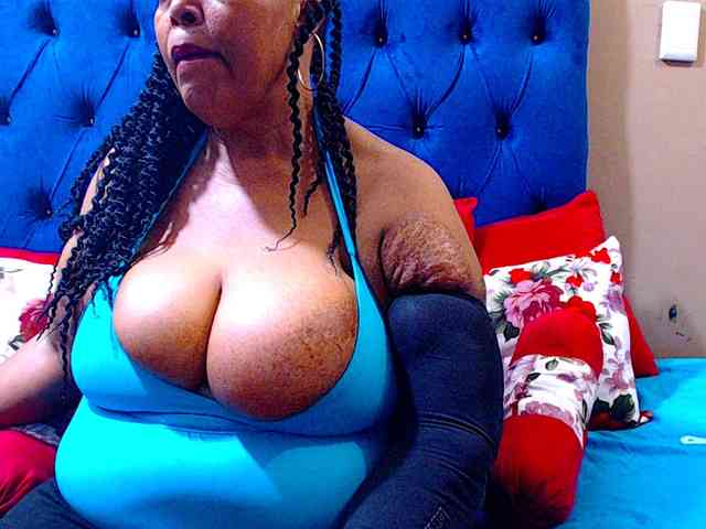Ebonycandy10