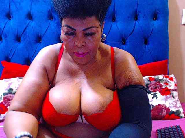Ebonycandy10 webcam