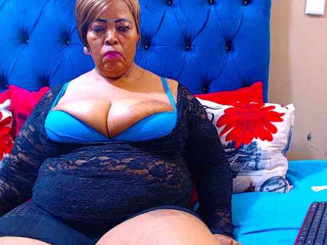 Ebonycandy10 webcam