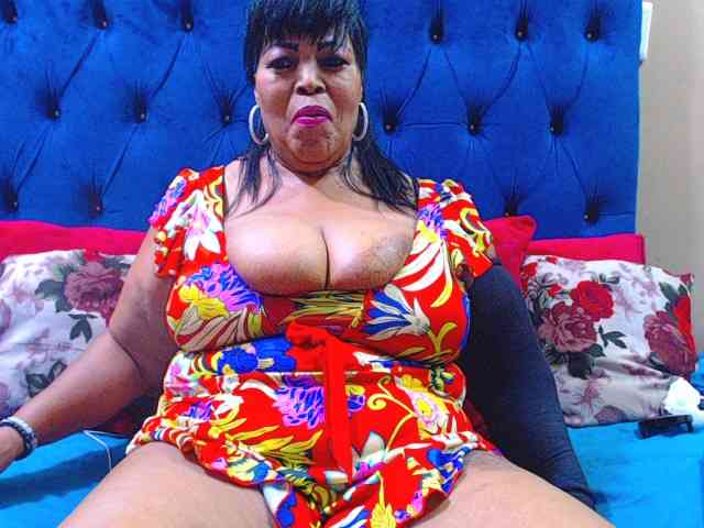 Ebonycandy10 Live Webcam on BongaCams