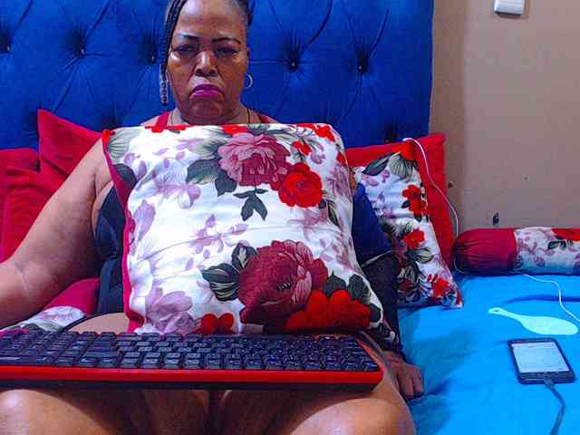 Ebonycandy10
