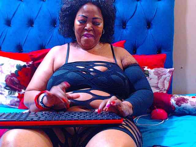 Ebonycandy10 webcam