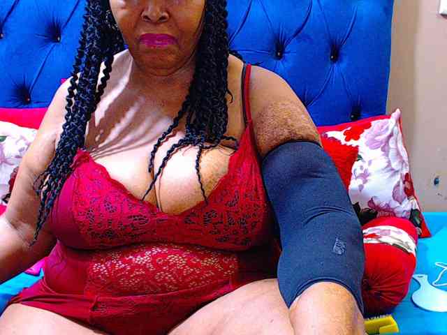 Ebonycandy10 webcam