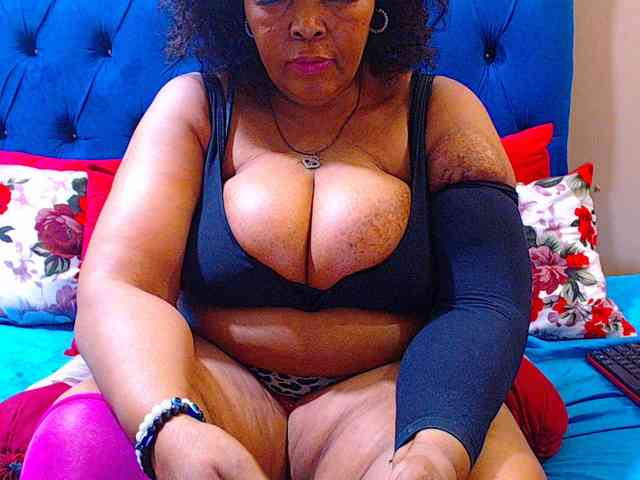 Ebonycandy10 webcam