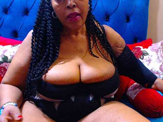 Ebonycandy10 webcam