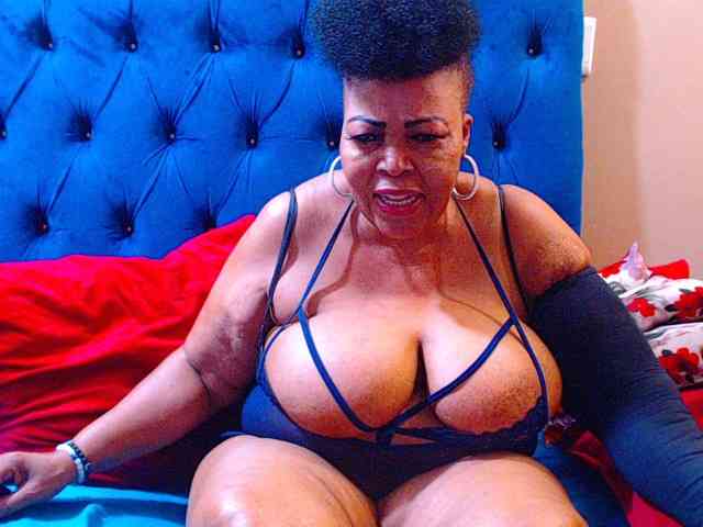Ebonycandy10 webcam