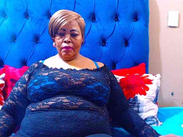 Ebonycandy10 webcam