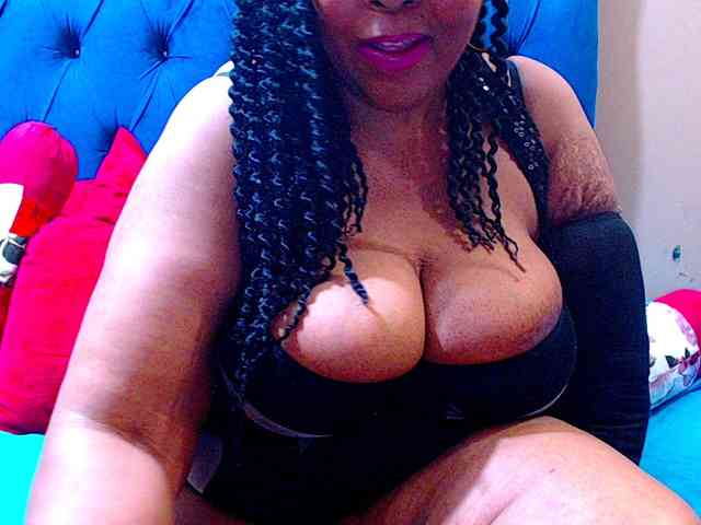 Ebonycandy10 webcam