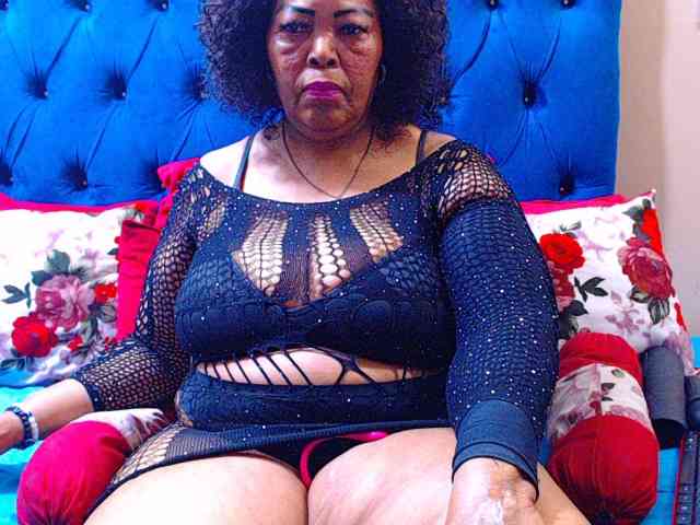 Ebonycandy10 webcam