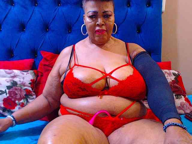 Ebonycandy10 webcam