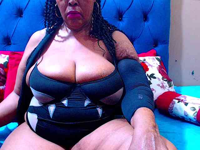 Ebonycandy10 webcam