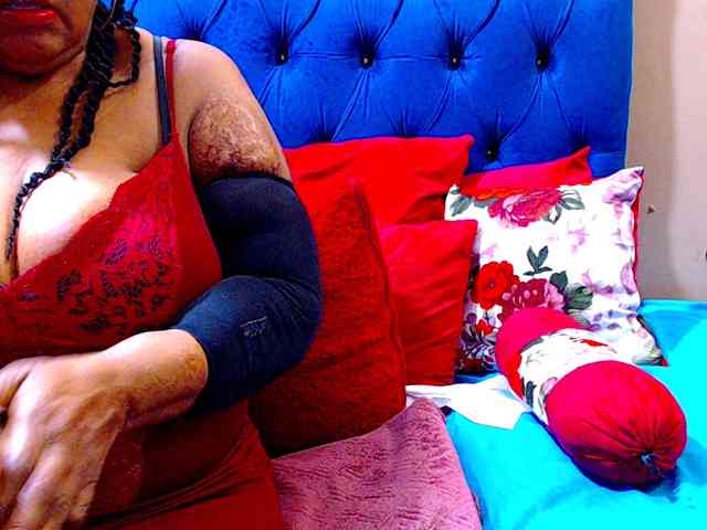Ebonycandy10 webcam