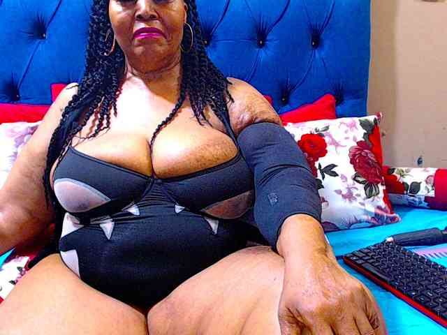 Ebonycandy10 webcam