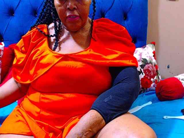 Ebonycandy10 webcam