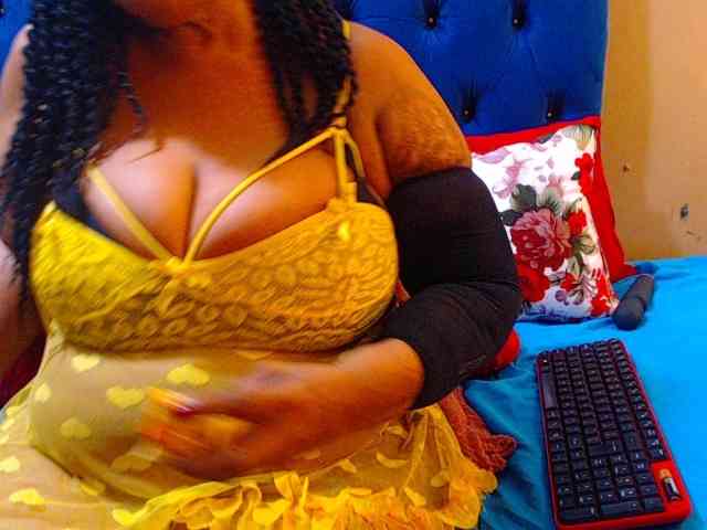 Ebonycandy10 webcam