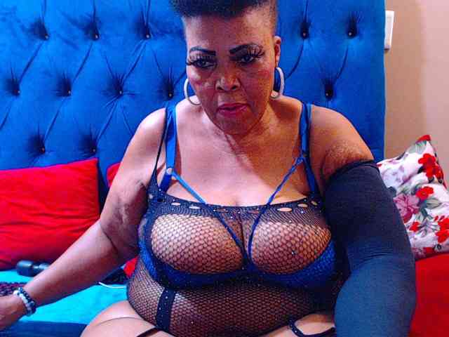 Ebonycandy10 webcam