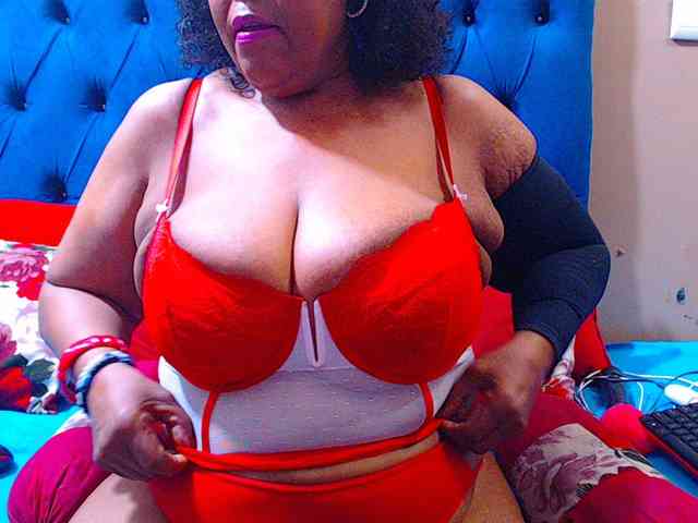 Ebonycandy10 webcam
