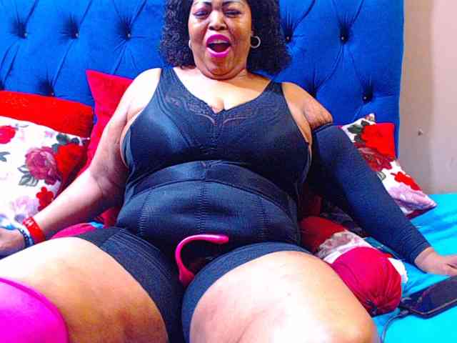 Ebonycandy10 Live Webcam on BongaCams