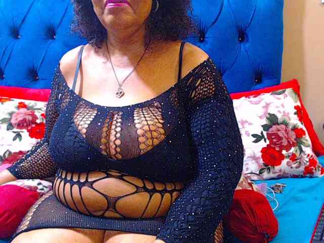 Ebonycandy10 webcam