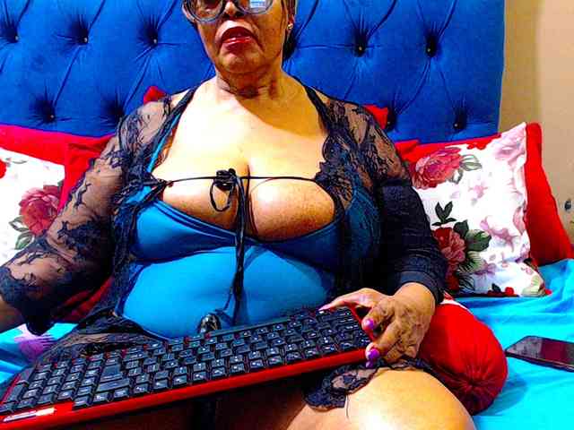 Ebonycandy10