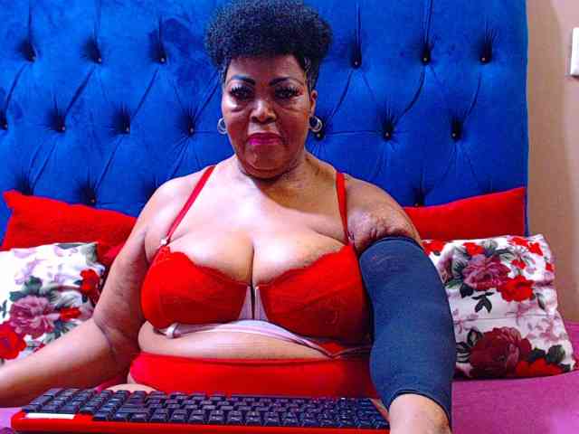 Ebonycandy10 webcam