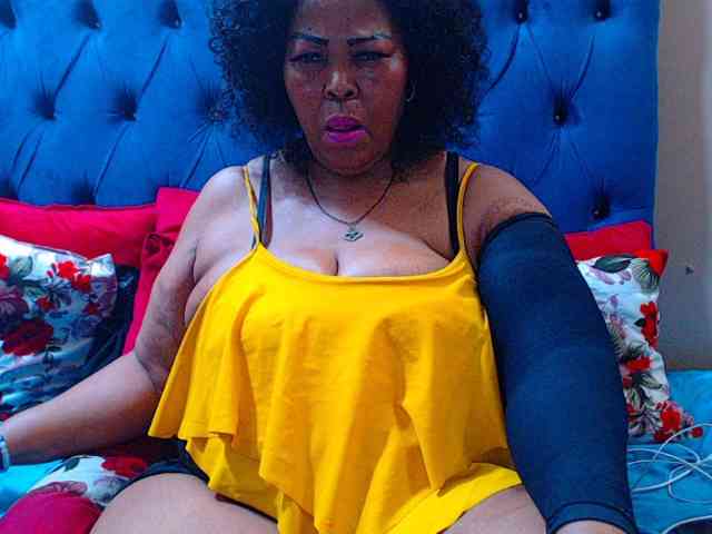 Ebonycandy10