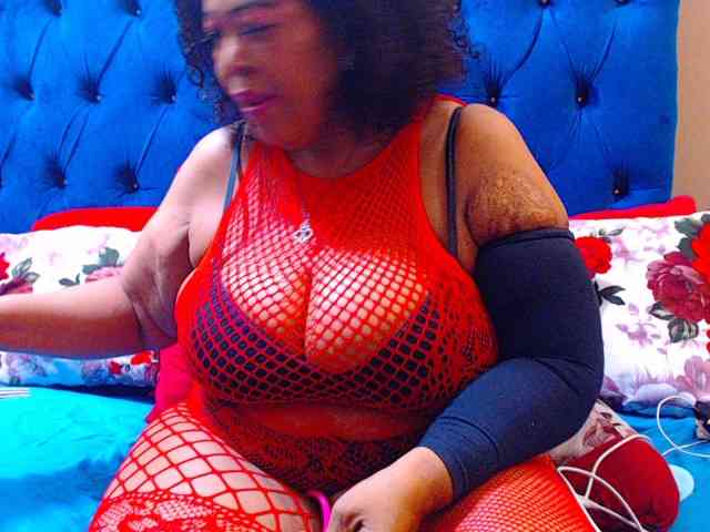 Ebonycandy10 webcam