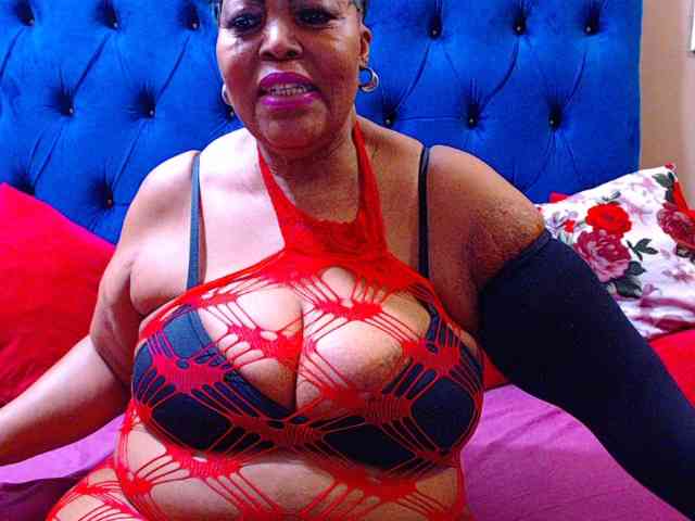 Ebonycandy10 webcam