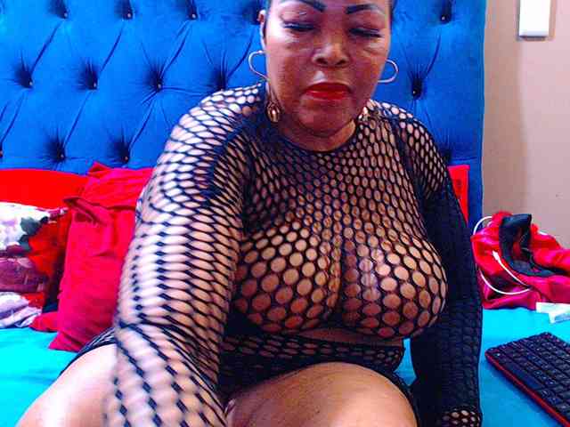 Ebonycandy10 webcam