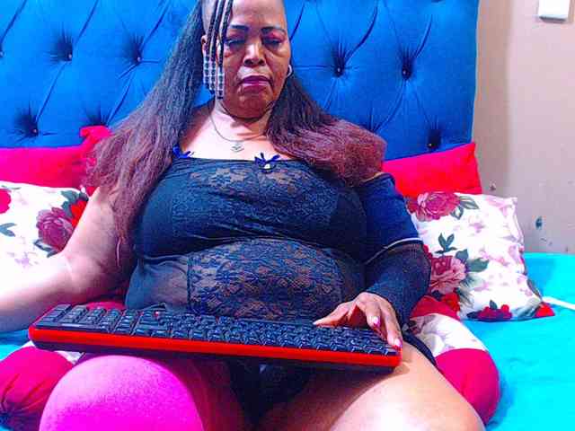 Ebonycandy10