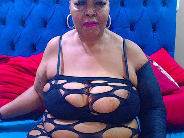 Ebonycandy10 Ebonycandy10