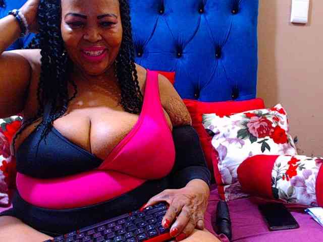 Ebonycandy10