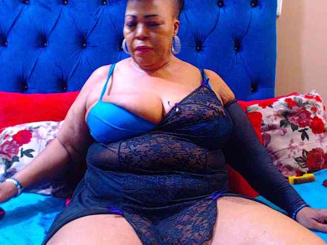 Ebonycandy10 webcam