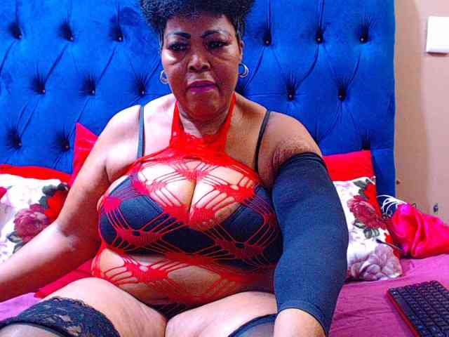 Ebonycandy10 webcam