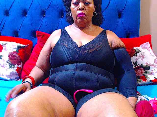 Ebonycandy10 webcam