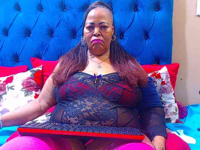 Ebonycandy10