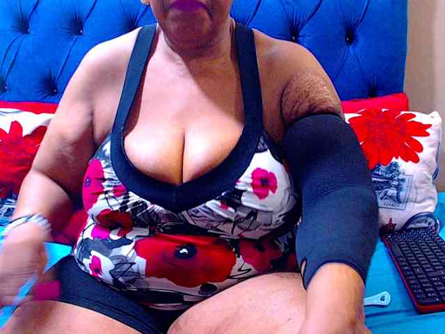 Ebonycandy10 webcam