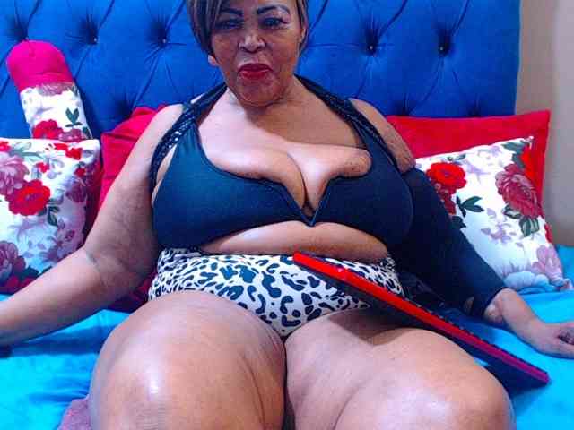 Ebonycandy10 webcam