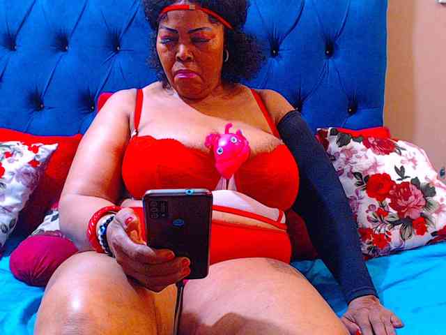 Ebonycandy10 webcam