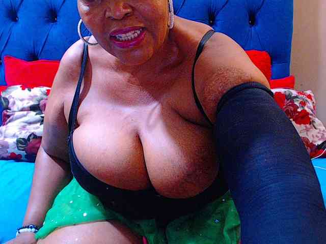 Ebonycandy10 webcam