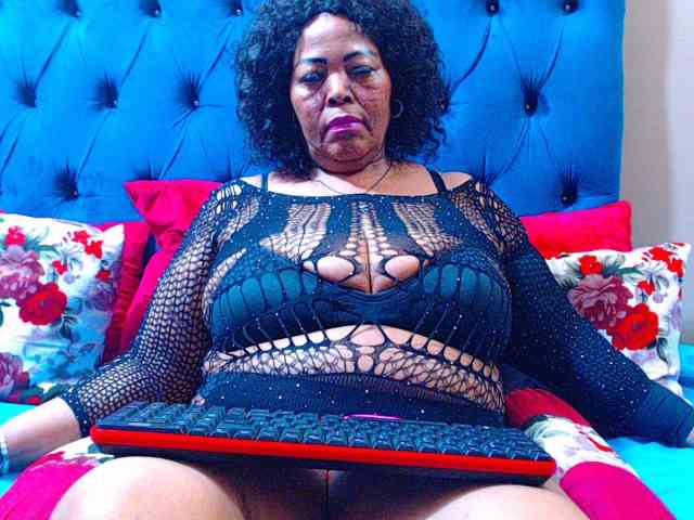 Ebonycandy10