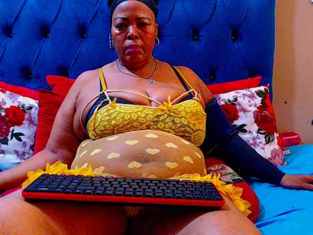Ebonycandy10