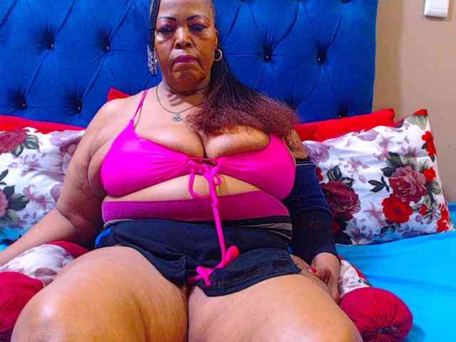 Ebonycandy10