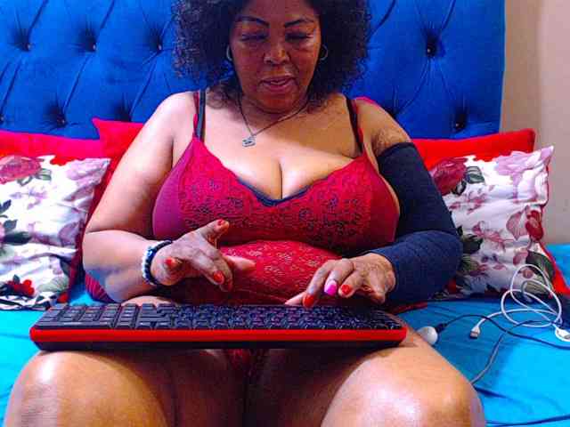Ebonycandy10 webcam